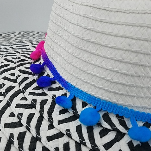 NWT Kooba Summer Pom Hat - Picture 5 of 8